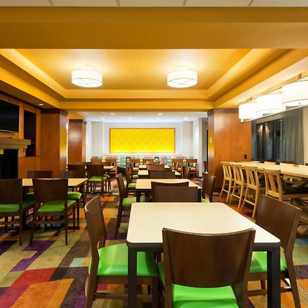 Fairfield Inn & Suites Louisville Downtown Экстерьер фото