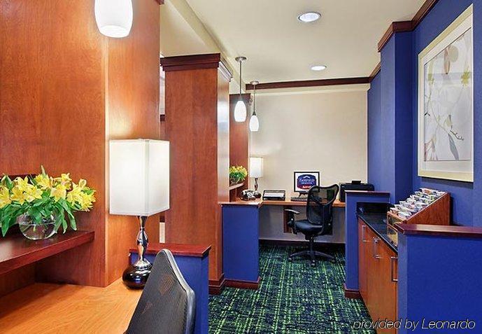 Fairfield Inn & Suites Louisville Downtown Экстерьер фото